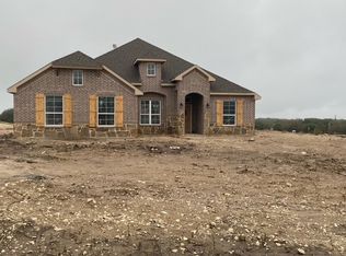6017 Embercresst Dr, Weatherford, TX 76085