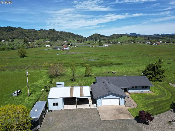3rd image of 1160 Valley View Rd
