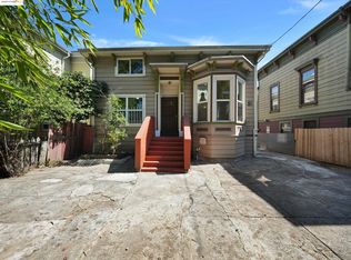 1102 Chester St, Oakland, CA 94607