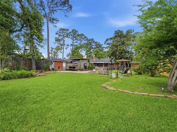 1302 Chestnut Ridge Rd, Humble, TX 77339