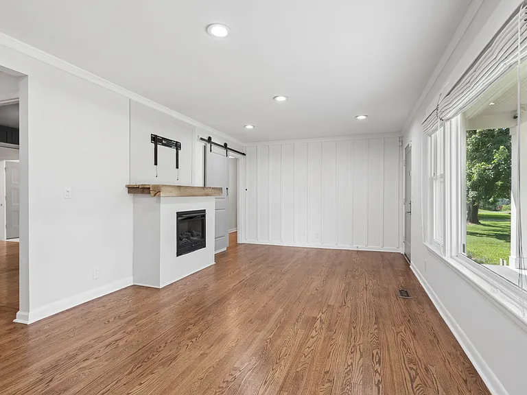5004 Danby Dr — Photo 12