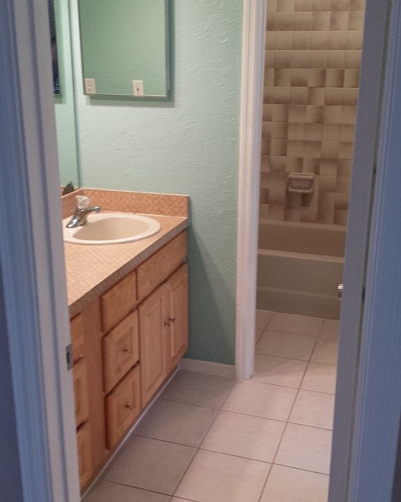 2nd image of 1610 Sandy Point Sq