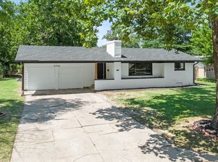 9700 W Tee Ln, Wichita, KS 67212