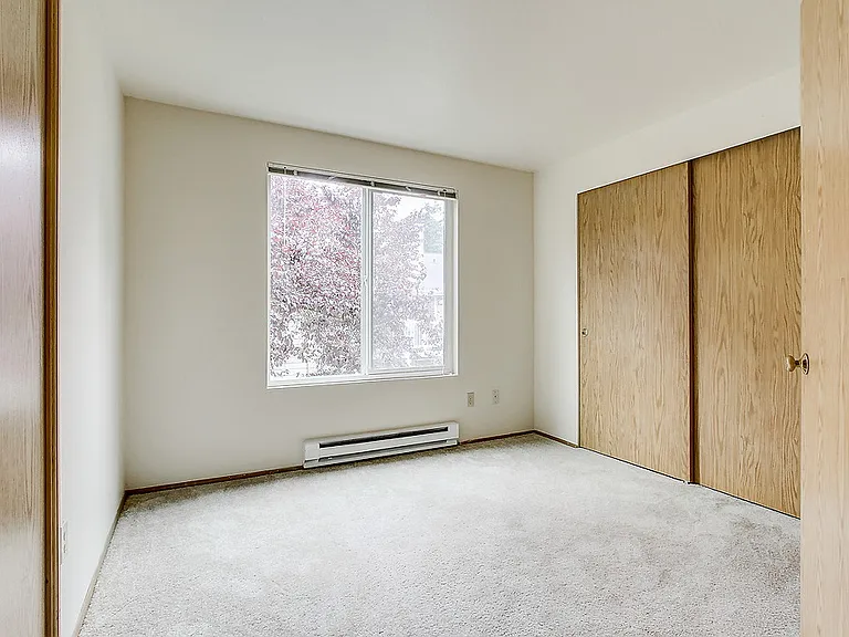 Inglenook Court — Photo 14