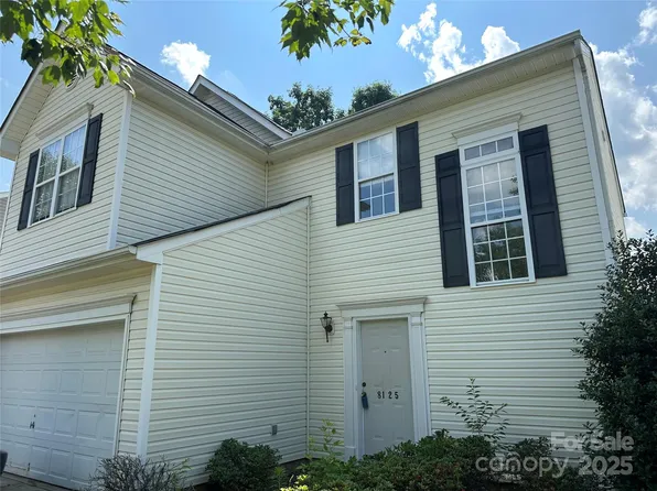 8125 Weeping Fig Ln, Charlotte, NC 28215