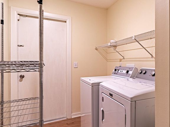2nd image of 607 SW Lucero Dr #1