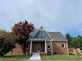 678 Amos Rd, Shelbyville, IN 46176