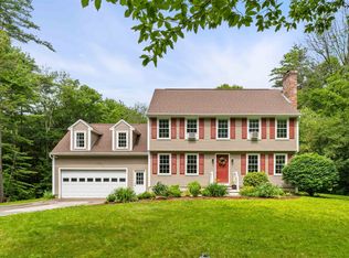 27 Old Candia Rd, Deerfield, NH 03037