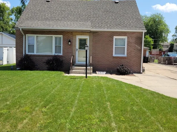 7013 S Roberts Rd, Bridgeview, IL 60455