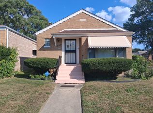 10557 S Racine Ave, Chicago, IL 60643