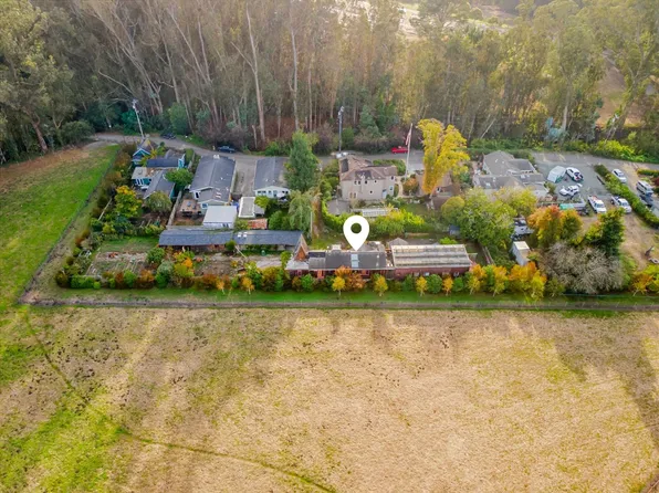 1009 Miramontes St, Half Moon Bay, CA 94019