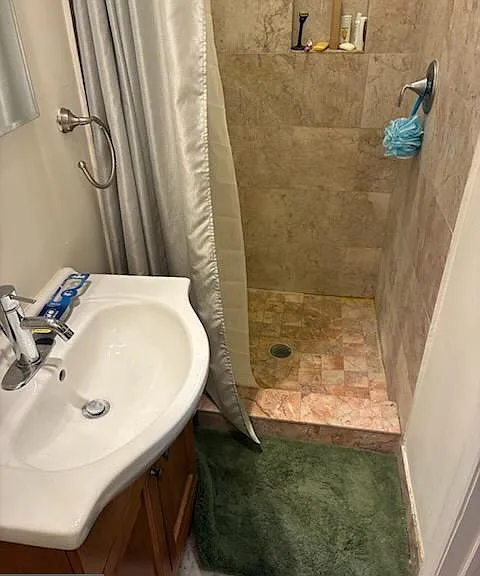 1206 Walnut St #1 — Photo 8