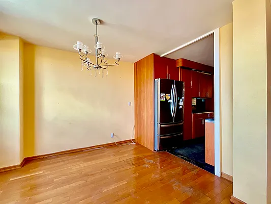 Sold by Diamond Real, Inc. | media 9