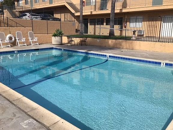 4th image of 128 Hill Dr APT 41