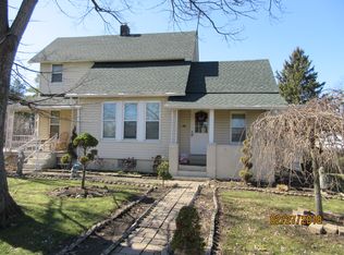 21082 Westwood Dr, Strongsville, OH