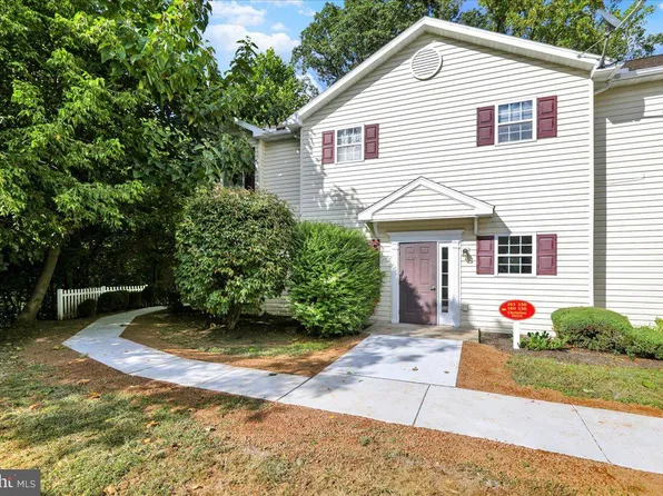 138 Christine Dr, Reading, PA 19606