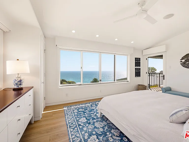 6817 Seawatch Ln — Photo 23