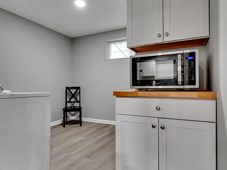 115 Elm St #101 — Photo 6