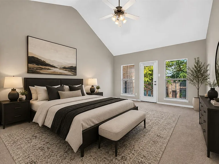 6837 Livorno Ln — Photo 24
