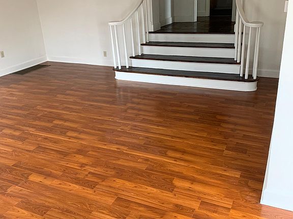 5th image of 1945 Louisiana St APT 11