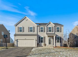 1015 Mountain View Dr, Joliet, IL 60432