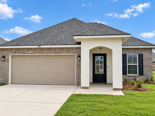 742 Crewe Ln, Bossier City, LA 71111