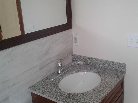 3rd image of 11133 S Vernon Ave