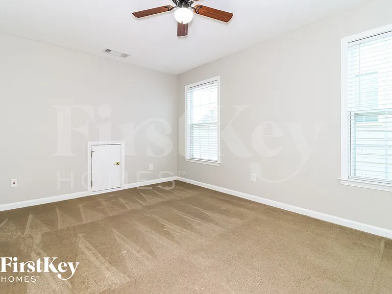 1460 Independence Trl — Photo 12