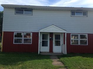2830 Cromwell Dr, Lorain, OH 44052