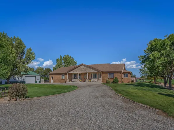 1821 12th Rd, Loma, CO 81524