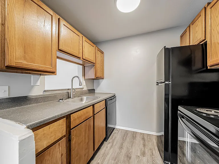 Integrity Chardon / Maple Ridge Apartments — Photo 12