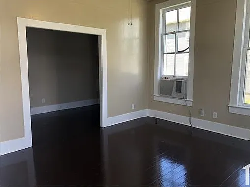 1 bed, 1000 sqft, $1,100 — Photo 2
