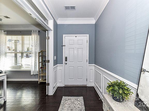 5th image of 124 Carolinian Dr