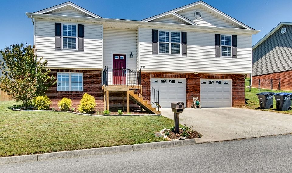 1st image of 212 Stone Edge Cir