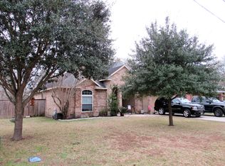 503 Walnut St, Tomball, TX 77375