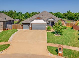 1225 N Nature Way, Mustang, OK 73064