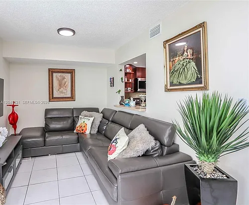 2055 SW 122nd Ave Photo 1