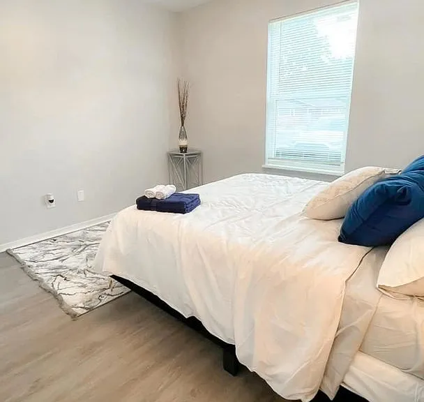 2010 Cypress Pl — Photo 5