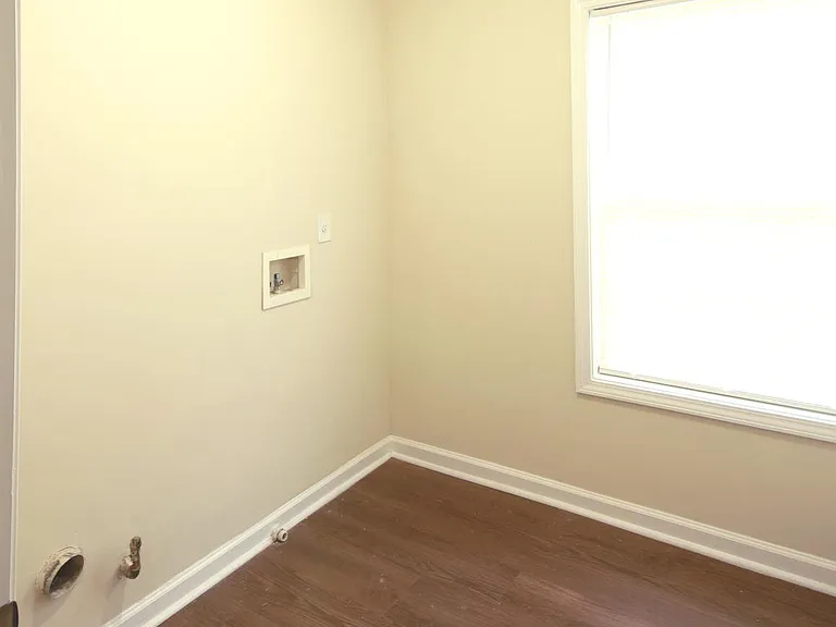442 Crestmont Ln — Photo 20