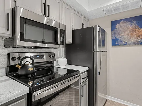 Skyler Apartments