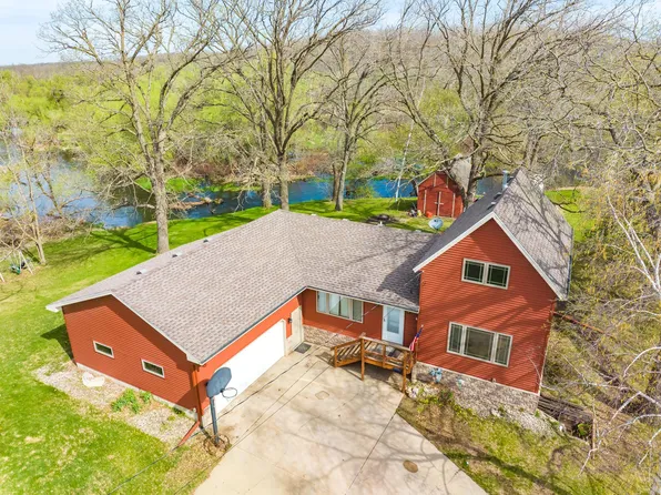 308 1st Ave SW, Long Prairie, MN 56347