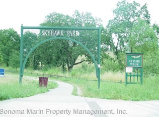 1402 Snowy Cloud Way, Santa Rosa, CA 95409