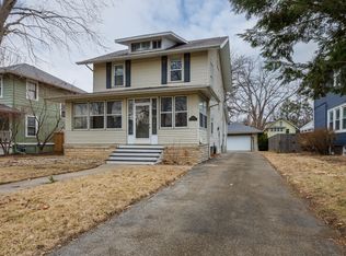 1510 E Olive St, Bloomington, IL 61701