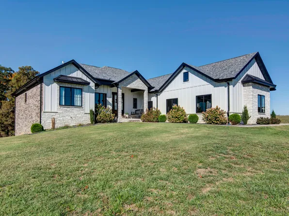 2007 Lone Star Drive, Nixa, MO 65714