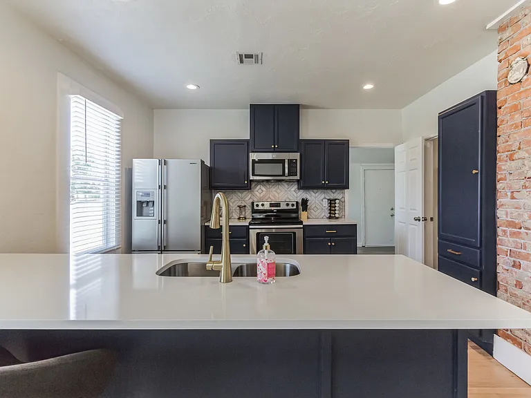 2247 W Park Pl — Photo 17
