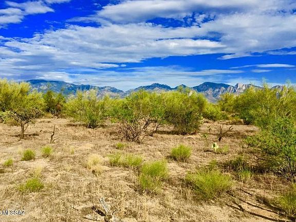 2nd image of 1192 W Tortolita Mountain Cir