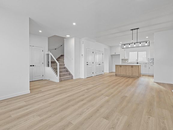 5th image of 54 Eden Line