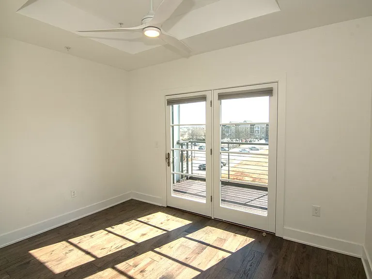 Old Trail Heights Apartments — Photo 17