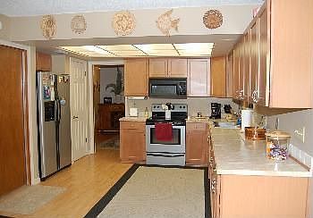 5th image of 9183 Mornington Dr