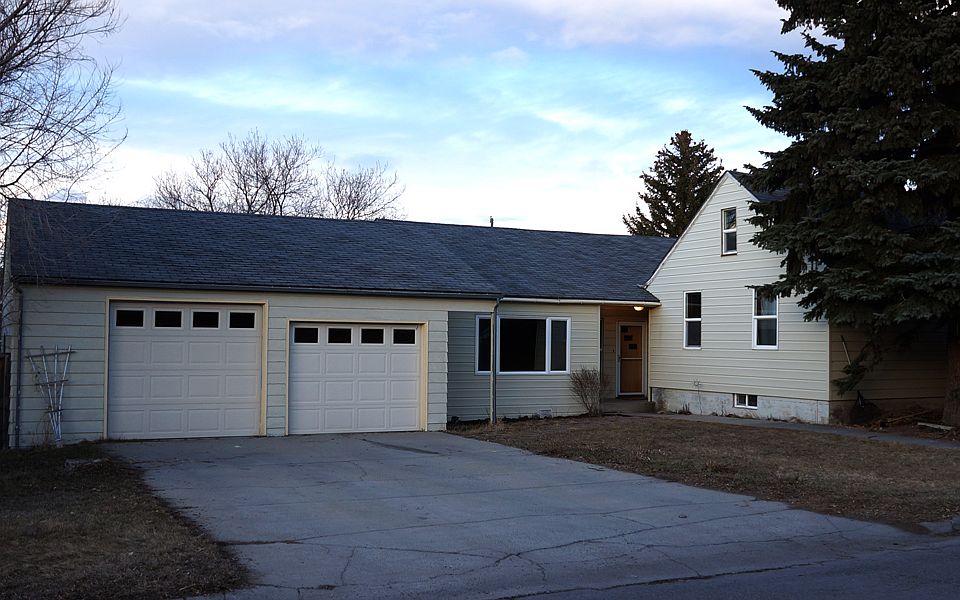 1020 Hollins